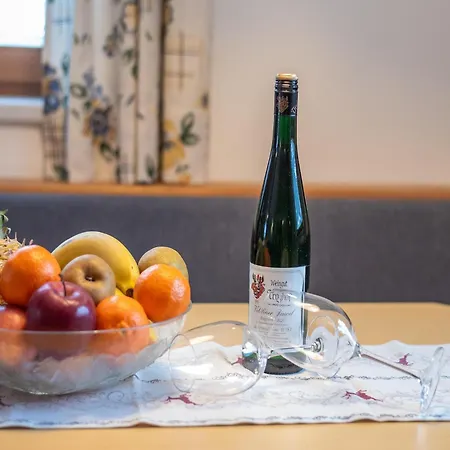 Johann In With Balcony, Cleaning Included Apartment Wald im Pinzgau