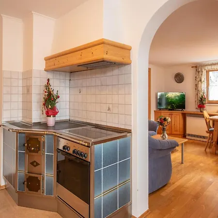 Apartment Johann In With Balcony, Cleaning Included *