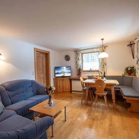 Apartment Johann In With Balcony, Cleaning Included *