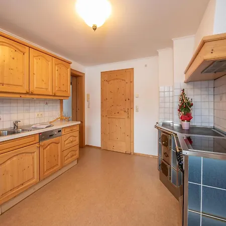 Johann In With Balcony, Cleaning Included Wald im Pinzgau